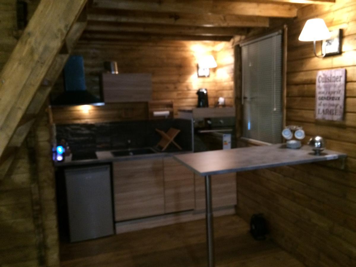 Gites Les Chalets Vezzani Spa Exterior photo