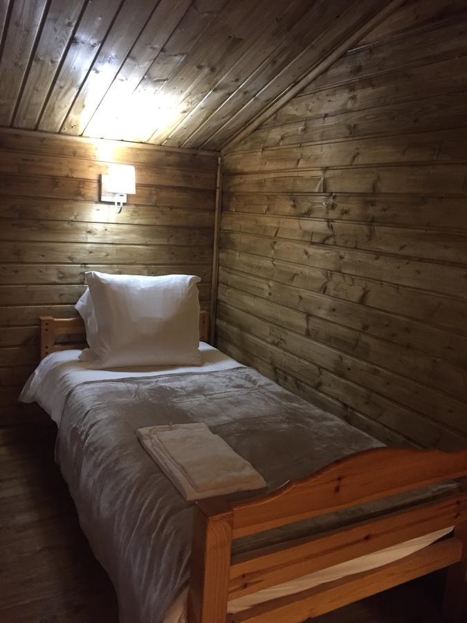 Gites Les Chalets Vezzani Spa Exterior photo