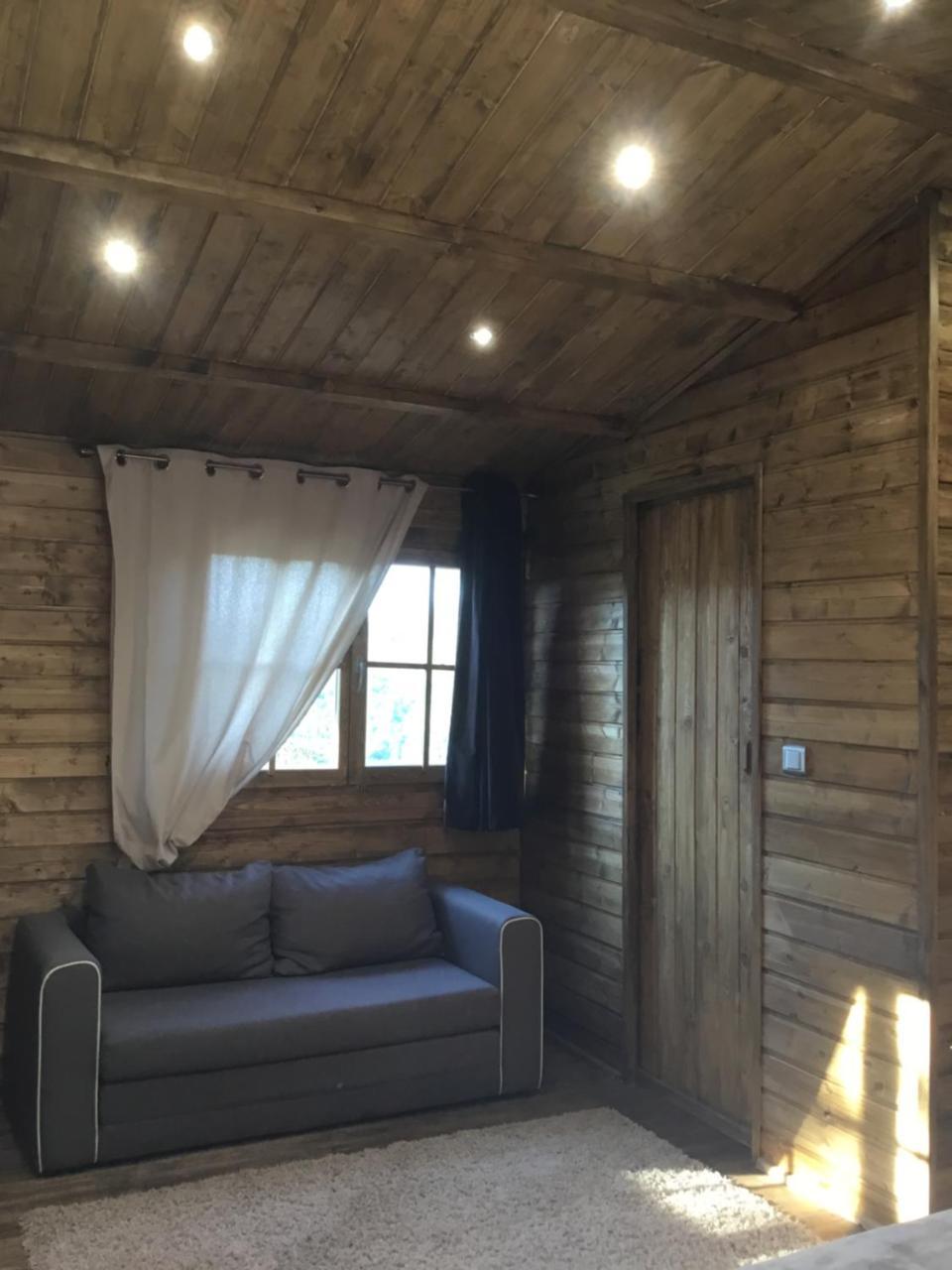 Gites Les Chalets Vezzani Spa Exterior photo