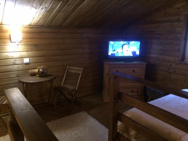 Gites Les Chalets Vezzani Spa Exterior photo